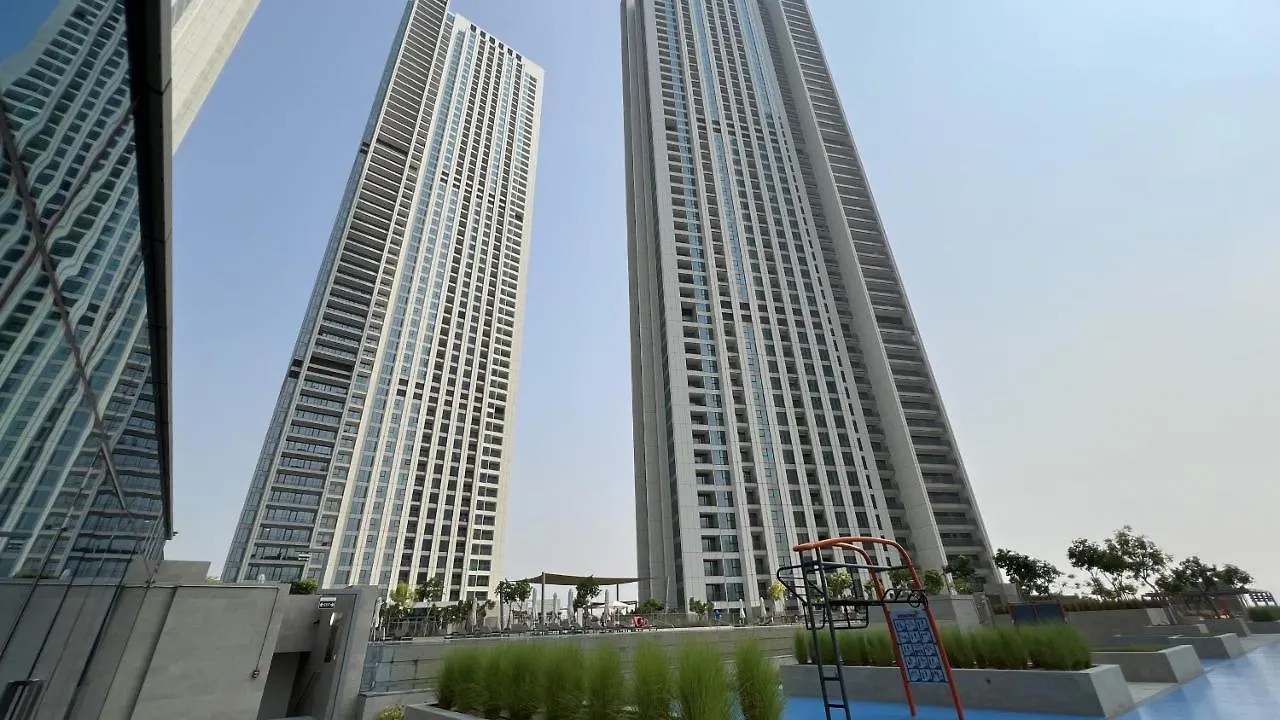 Primestay - Downtown Views 2, 3Br With Maids Room Dubai 0*,  Forenede Arabiske Emirater